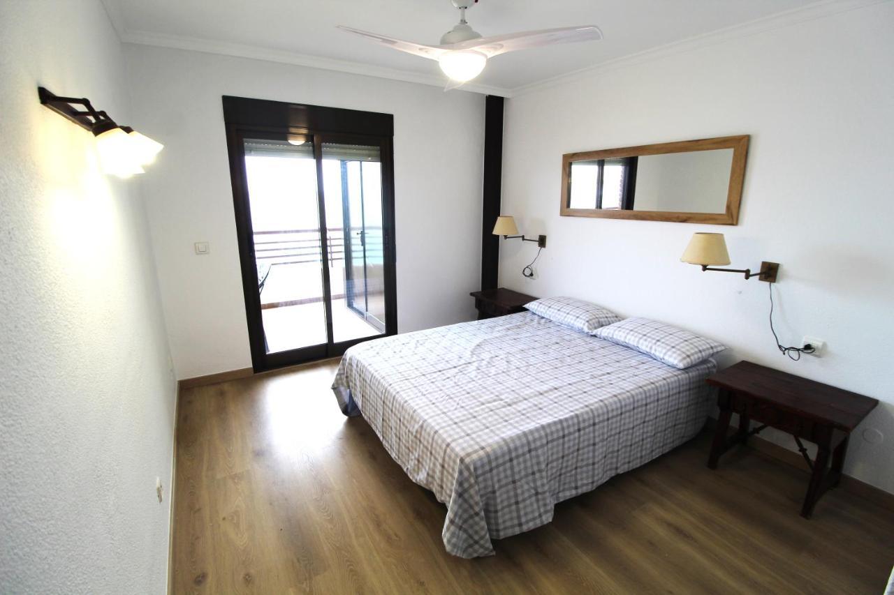 Very Lightful Apartment. Incredible Sea Views. Big Terrace, Swimming Pool. Ac. Very Close To Alicante City Center. エクステリア 写真